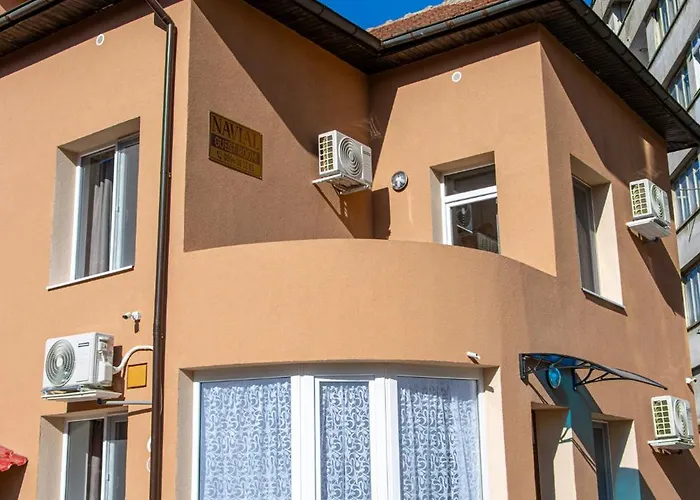 Navial ゲストハウス 3*