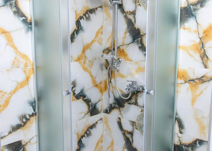 ゲストハウス Navial