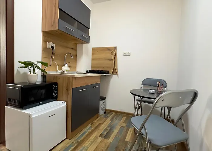 ゲストハウス Navial